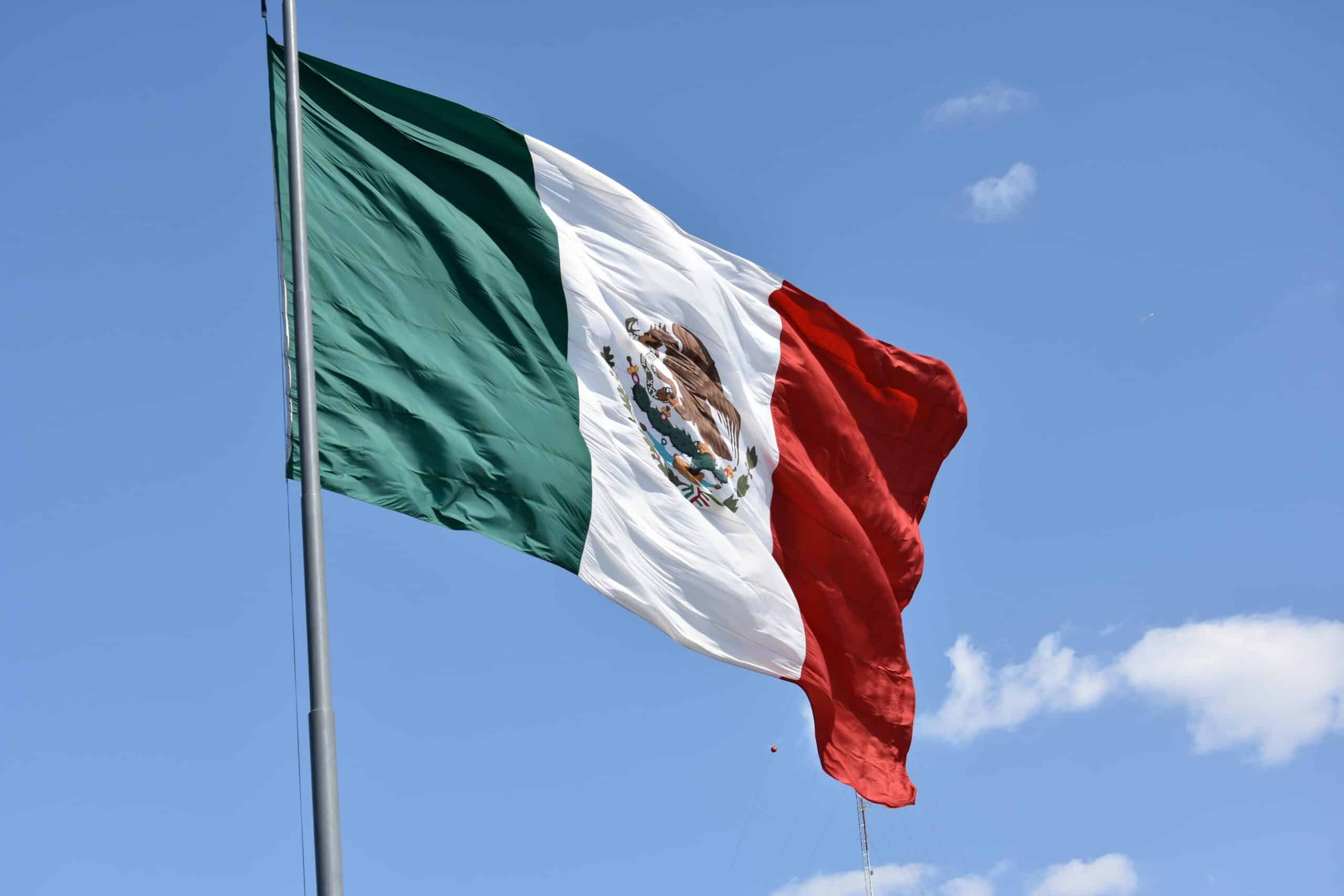 Flag of Mexico representing updated travel requirements for Mexican citizens